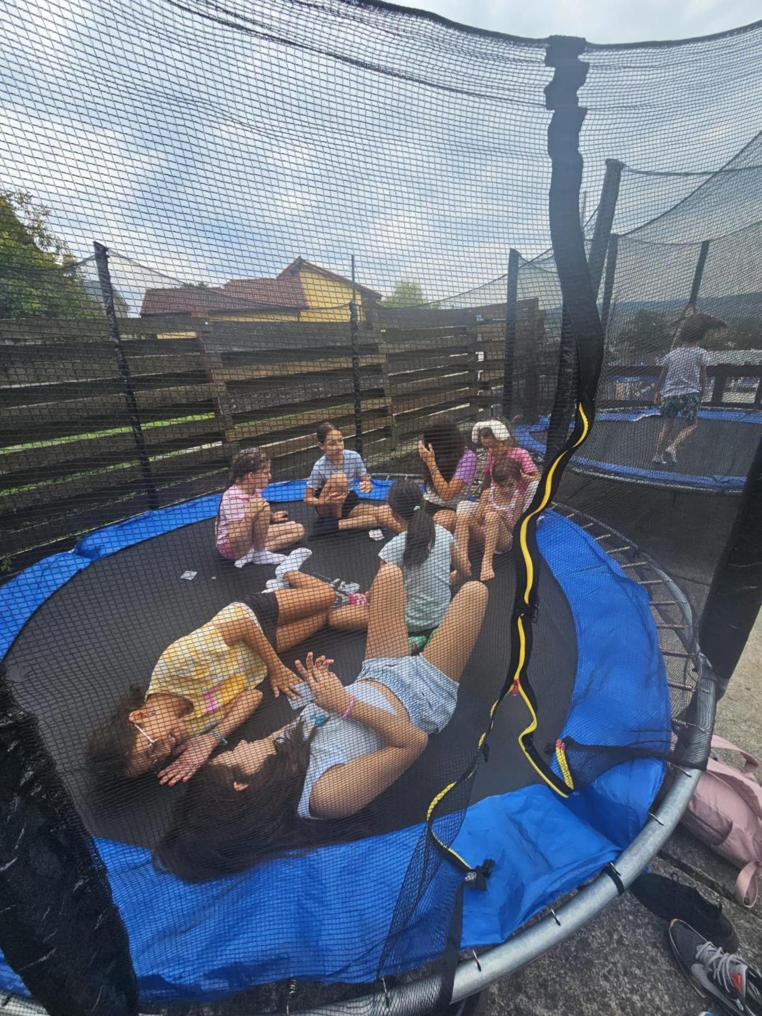 Hostel Restaurant Ciuperca Hunedoara Zewnętrze zdjęcie